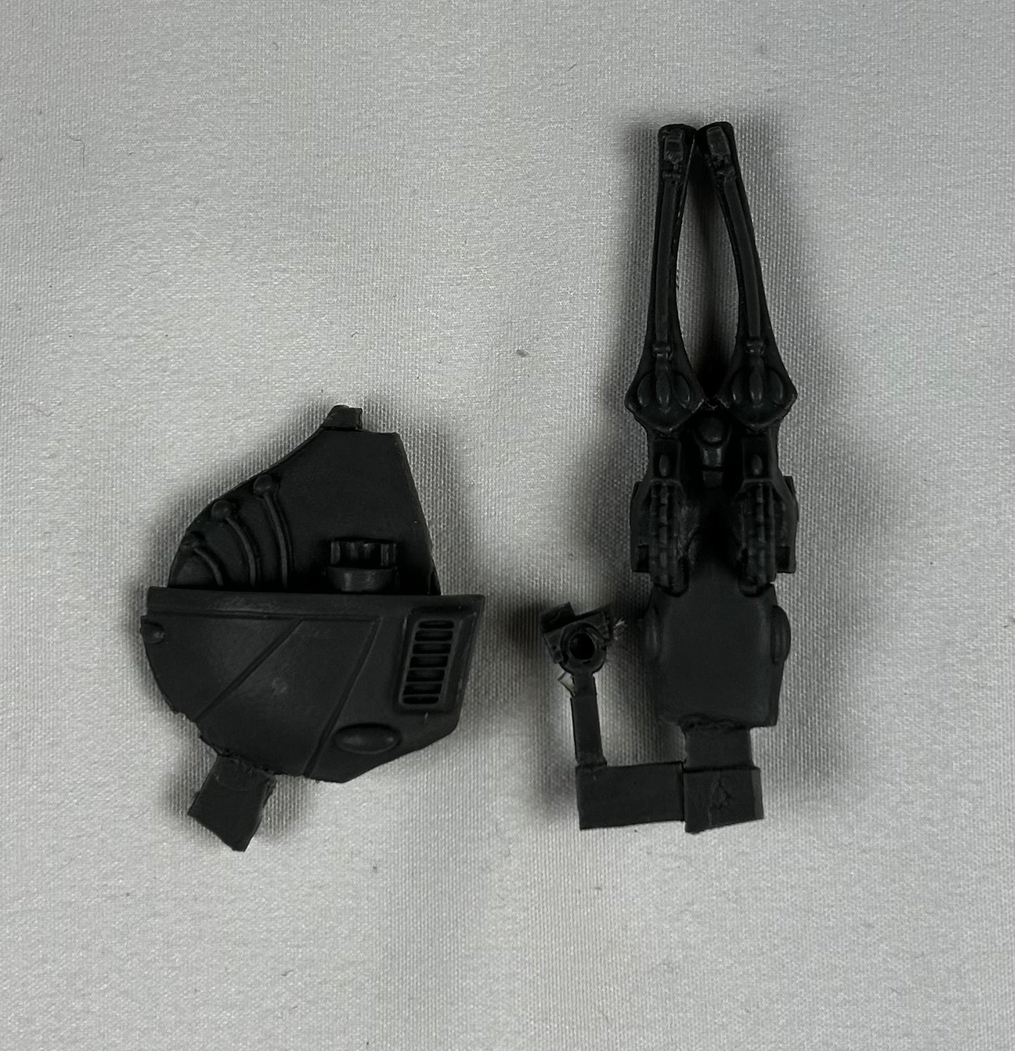 Aeldari Wave Serpent Turret with Shuriken Cannons (Resin, OOP, Rare)