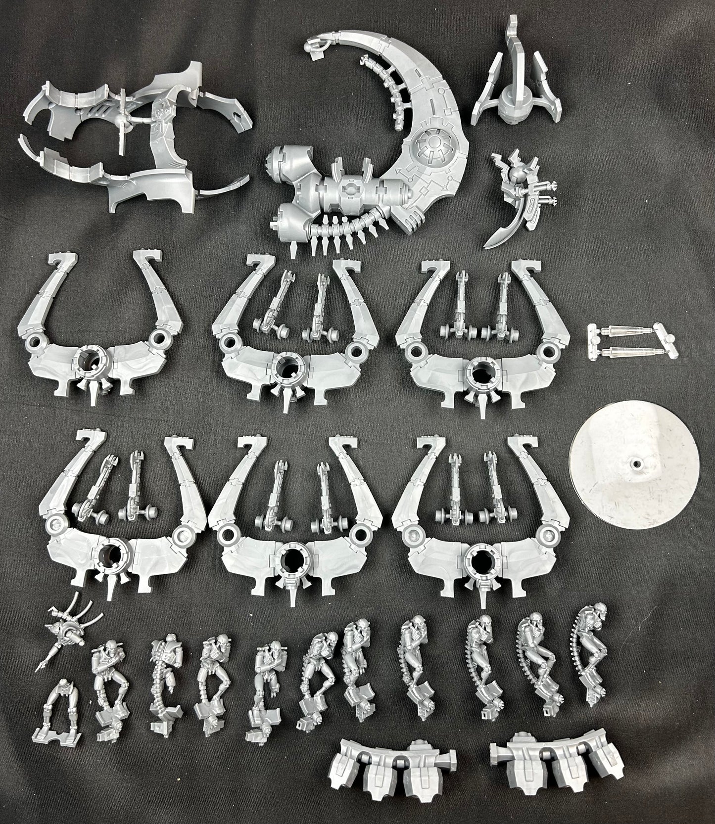 Necron Doomsday Ark or Ghost Ark (Partially assembled, no box)